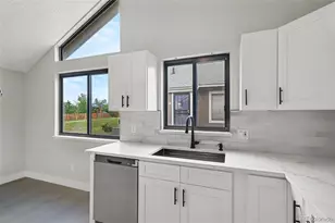 3752 S Genoa Cir, Aurora, CO 80013 - Photo 8