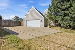 8074 W Brook Dr, Littleton, CO 80128 - Photo 42