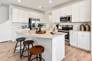 3221 N Elk Wy, Aurora, CO 80019 - Photo 6