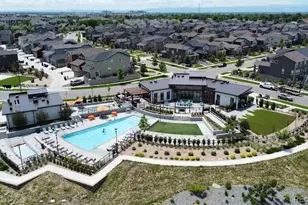 15803 E Warner Dr, Denver, CO 80239 - Photo 36