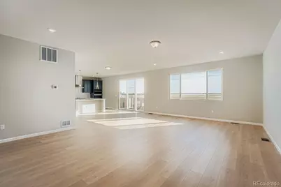 5490 E 27th Avenue, Strasburg, CO 80136 - Photo 10