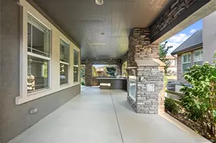 10482 Marigold Ct, Highlands Ranch, CO 80126 - Photo 2