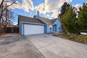 17998 E Bellewood Dr, Aurora, CO 80015 - Photo 2