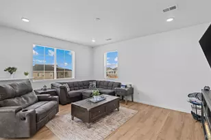 24770 E 39th Ave, Aurora, CO 80019 - Photo 6