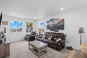 24770 E 39th Ave, Aurora, CO 80019 - Photo 20
