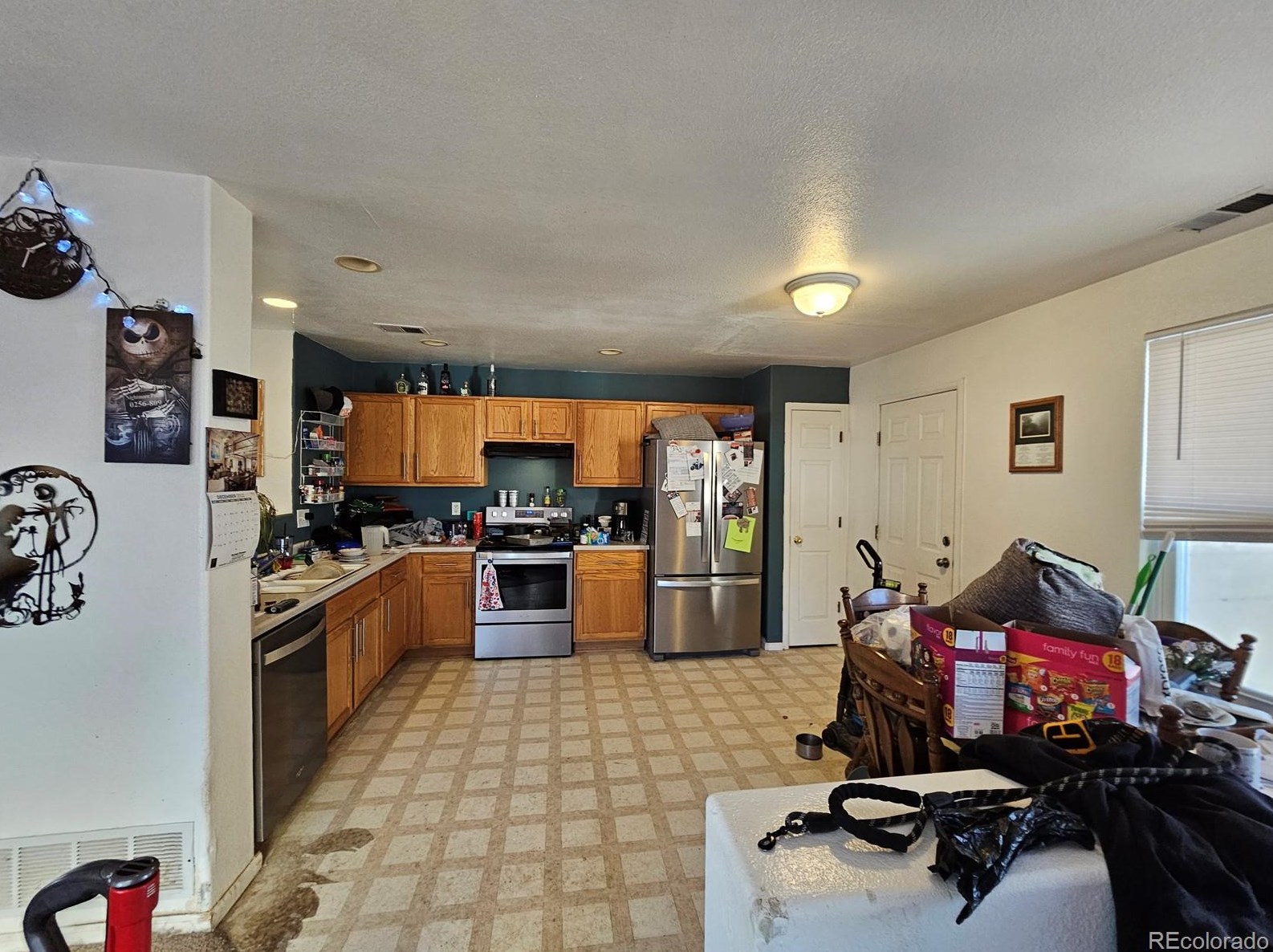 872 Mockingbird Ln, Denver CO  80601-7353 exterior