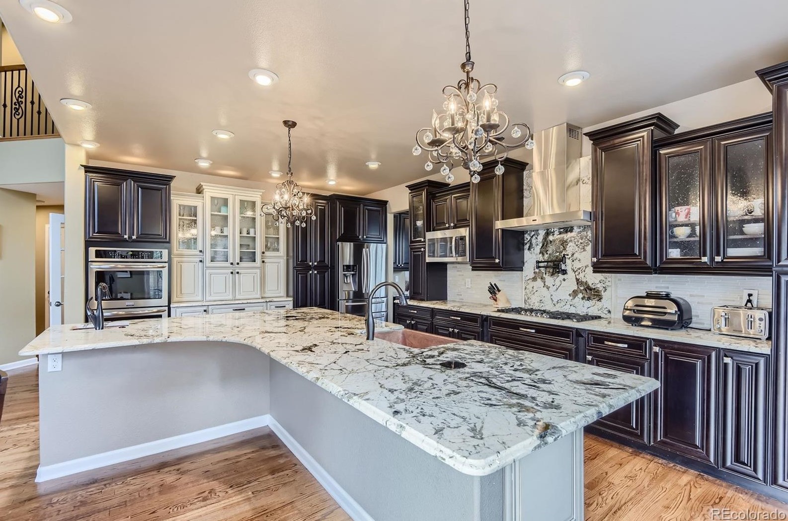 10078 Glenstone Cir, Littleton CO  80130-8019 exterior