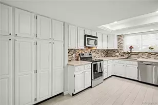 7640 S Monaco Cir W, Centennial, CO 80112 - Photo 10