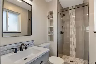 6221 S Logan Ct, Centennial, CO 80121 - Photo 24