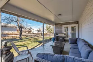 6221 S Logan Ct, Centennial, CO 80121 - Photo 28