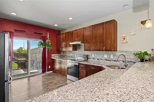 1080 View Ridge Rd, Bennett, CO 80102 - Photo 8