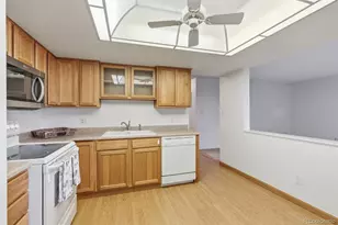 13850 E Marina Dr, Aurora, CO 80014 - Photo 4