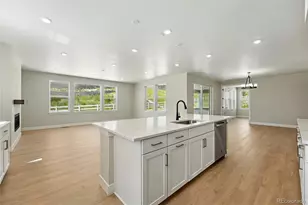 1672 Fox Trotter Pt, Castle Rock, CO 80104 - Photo 8