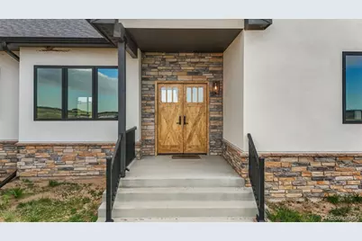 2650 Rustlers Canyon Loop, Elizabeth, CO 80107 - Photo 2