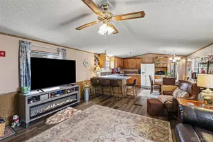 1401 9th St, Fort Lupton, CO 80621 - Photo 6