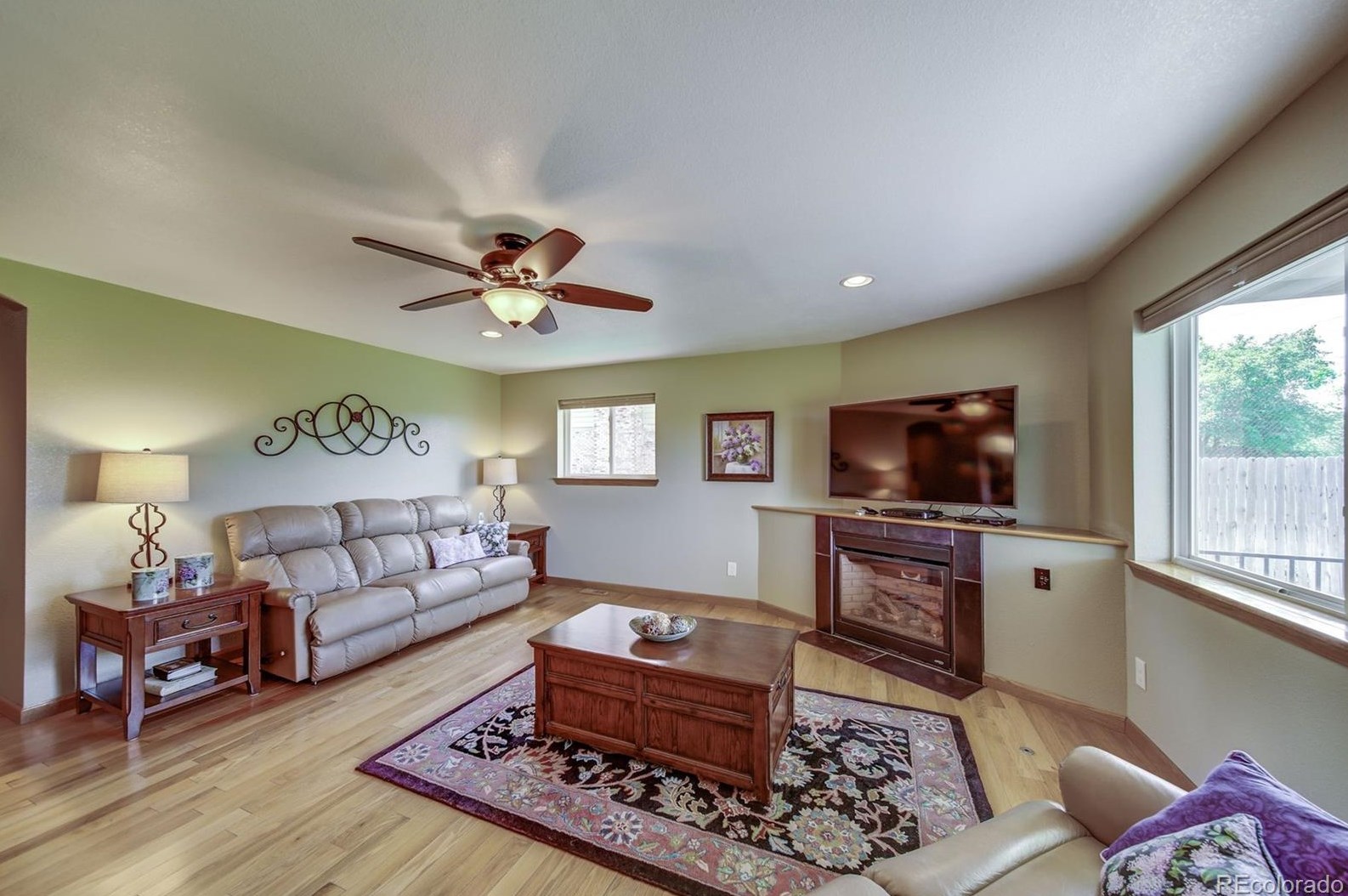 828 Mercury Cir, Littleton CO 80124-2645 exterior