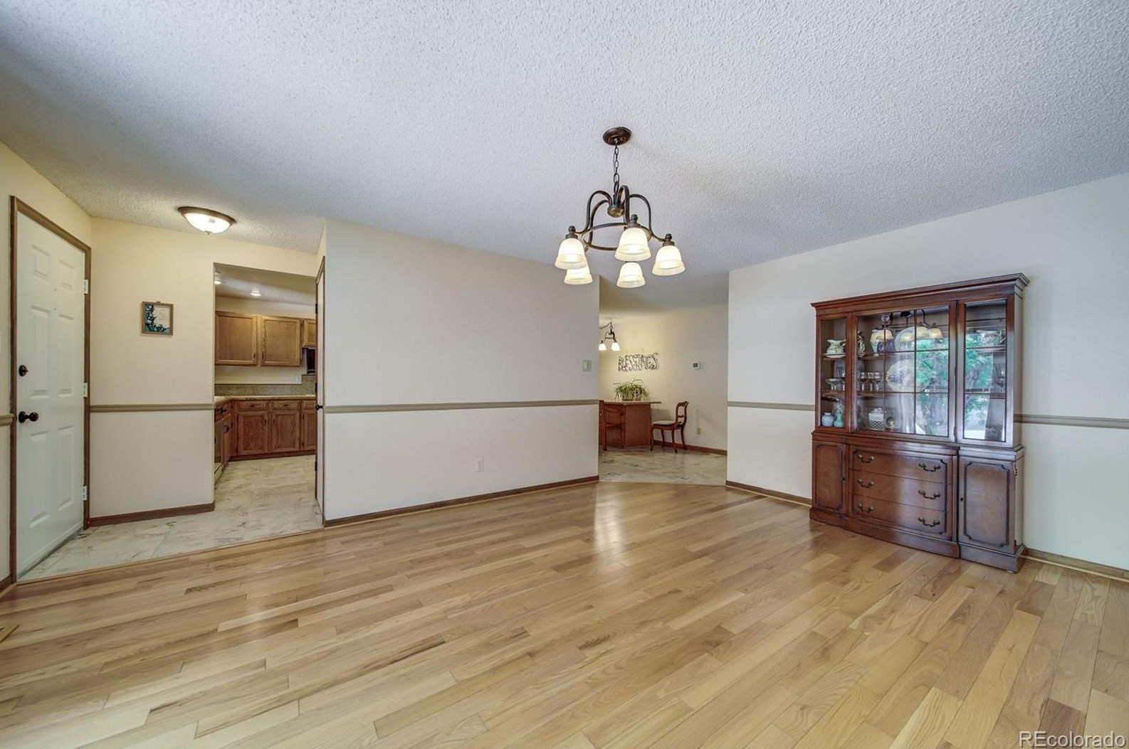 828 Mercury Cir, Littleton CO 80124-2645 exterior