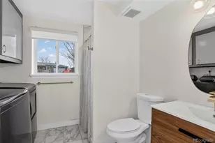 690 S Newark Ct, Aurora, CO 80012 - Photo 16