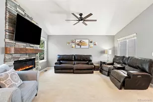 9895 Aftonwood St, Highlands Ranch, CO 80126 - Photo 6