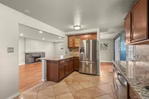 3260 S Fulton Ct, Denver, CO 80231 - Photo 16