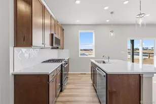 15293 Olive Way, Thornton, CO 80602 - Photo 4