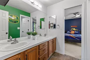 2263 Indian Paintbrush Circle, Highlands Ranch, CO 80129 - Photo 30