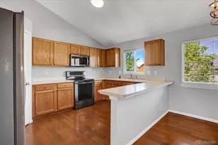 5189 Enid Way, Denver, CO 80239 - Photo 4