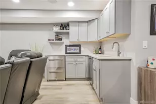 1364 Vine St, Denver, CO 80206 - Photo 6