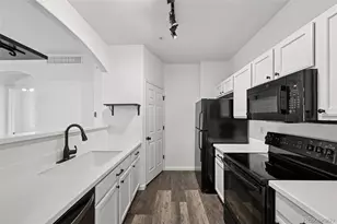 5255 Memphis Street, Denver, CO 80239 - Photo 12