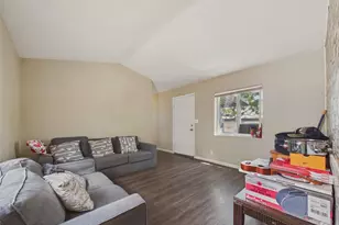 9400 Elm Ct, Denver, CO 80260 - Photo 6
