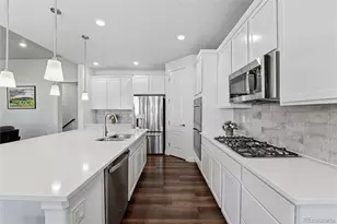 7939 Laramie River Ln, Littleton, CO 80125 - Photo 6