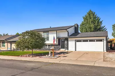 18007 E Bails Place, Aurora, CO 80017 - Photo 2
