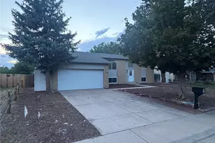 3147 S Ouray St, Aurora, CO 80013 - Photo 2