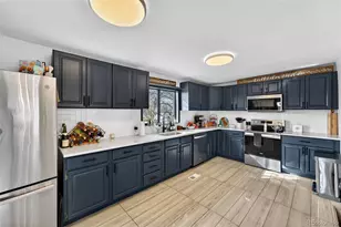 1102 Leroy Dr, Northglenn, CO 80233 - Photo 8