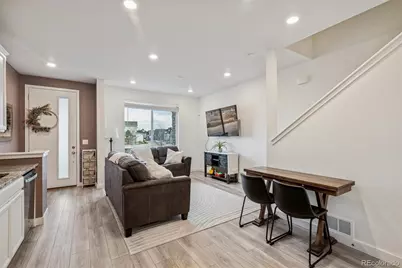 2022 S Upham Way, Lakewood, CO 80227 - Photo 8