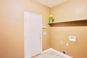 22668 E Lake Pl, Aurora, CO 80015 - Photo 16