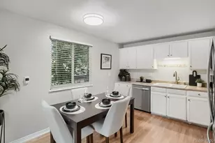 3047 S Alton Ct, Denver, CO 80231 - Photo 8