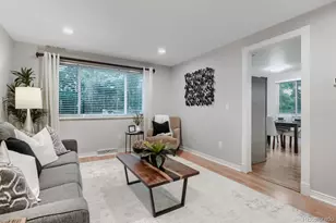 3047 S Alton Ct, Denver, CO 80231 - Photo 6