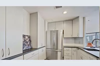 1625 Larimer Street #2602, Denver, CO 80202 - Photo 32
