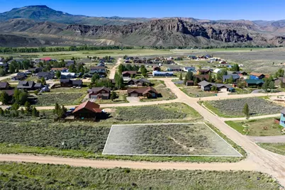 521 E Ridgeway Avenue, Hot Sulphur Springs, CO 80451 - Photo 2