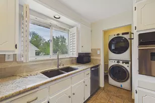 1695 E Cornell Ave, Denver, CO 80210 - Photo 8