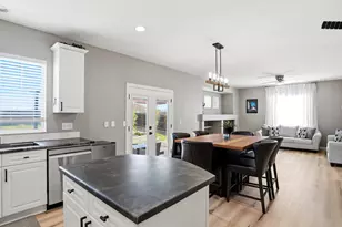 1912 E 164th Pl, Thornton, CO 80602 - Photo 18