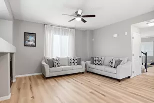 1912 E 164th Pl, Thornton, CO 80602 - Photo 8
