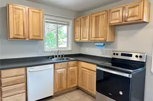 891 Lansing St, Aurora, CO 80010 - Photo 6