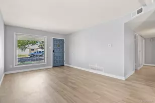940 Vaughn St, Aurora, CO 80011 - Photo 8