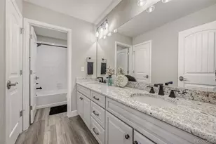 7031 S White Crow Wy, Aurora, CO 80016 - Photo 30