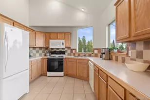 100 Apache Rd, Evergreen, CO 80439 - Photo 10