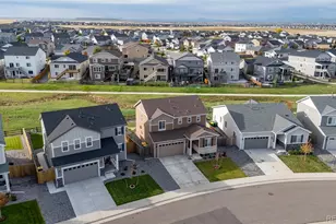 27922 E 10th Dr, Aurora, CO 80018 - Photo 34