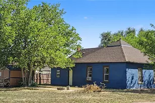 420 Vine St, Julesburg, CO 80737 - Photo 2