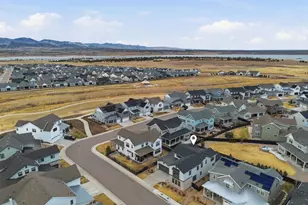 9252 Star Streak Cir, Littleton, CO 80125 - Photo 4